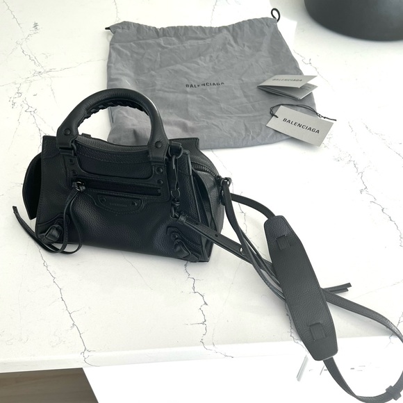 BALENCIAGA MINI NEO CLASSIC CITY BAG! - Picture 2 of 7